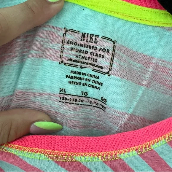 Nike junior neon striped tank top - Picture 2 of 2